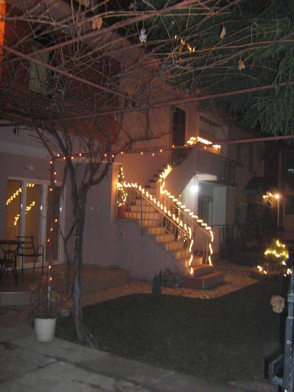 אוהריד Mitko'S Guest House מראה חיצוני תמונה