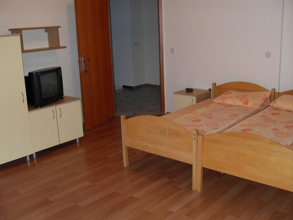 אוהריד Mitko'S Guest House חדר תמונה